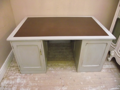 OLD ENGLISH WRITING DESK